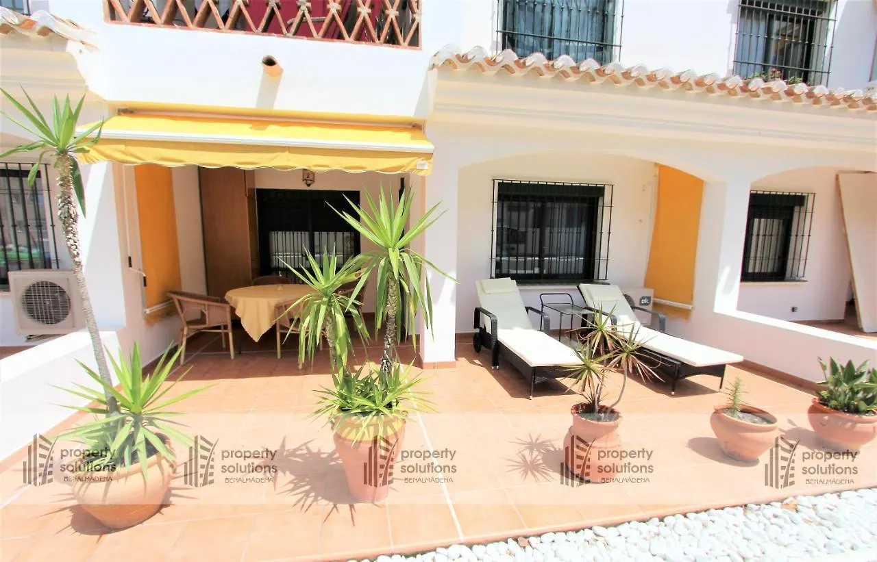 Apartamento PUEBLO DEL PARQUE 3- Terraza, jardín, barbacoa y piscina Benalmádena