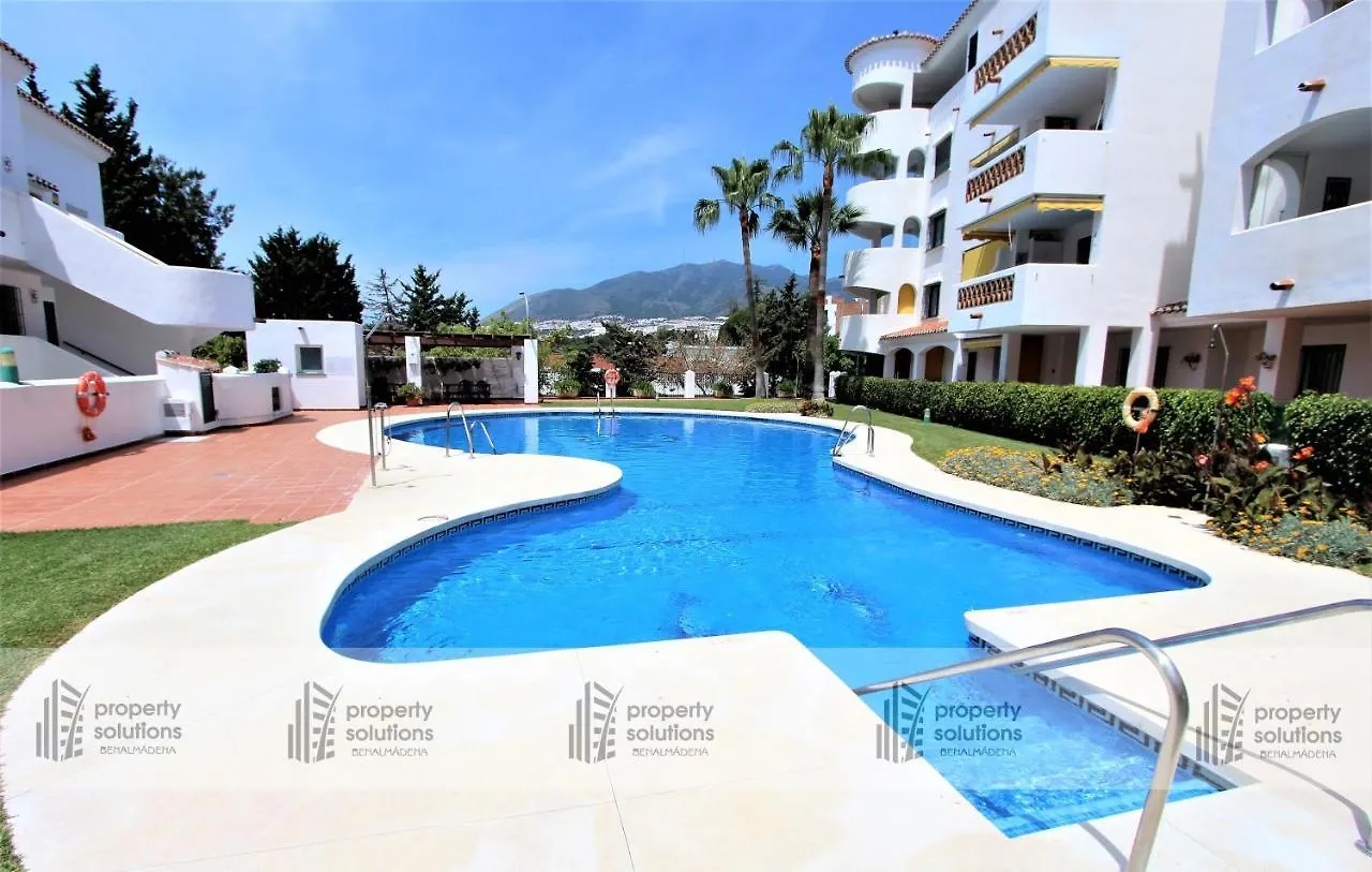 Apartamento PUEBLO DEL PARQUE 3- Terraza, jardín, barbacoa y piscina Benalmádena