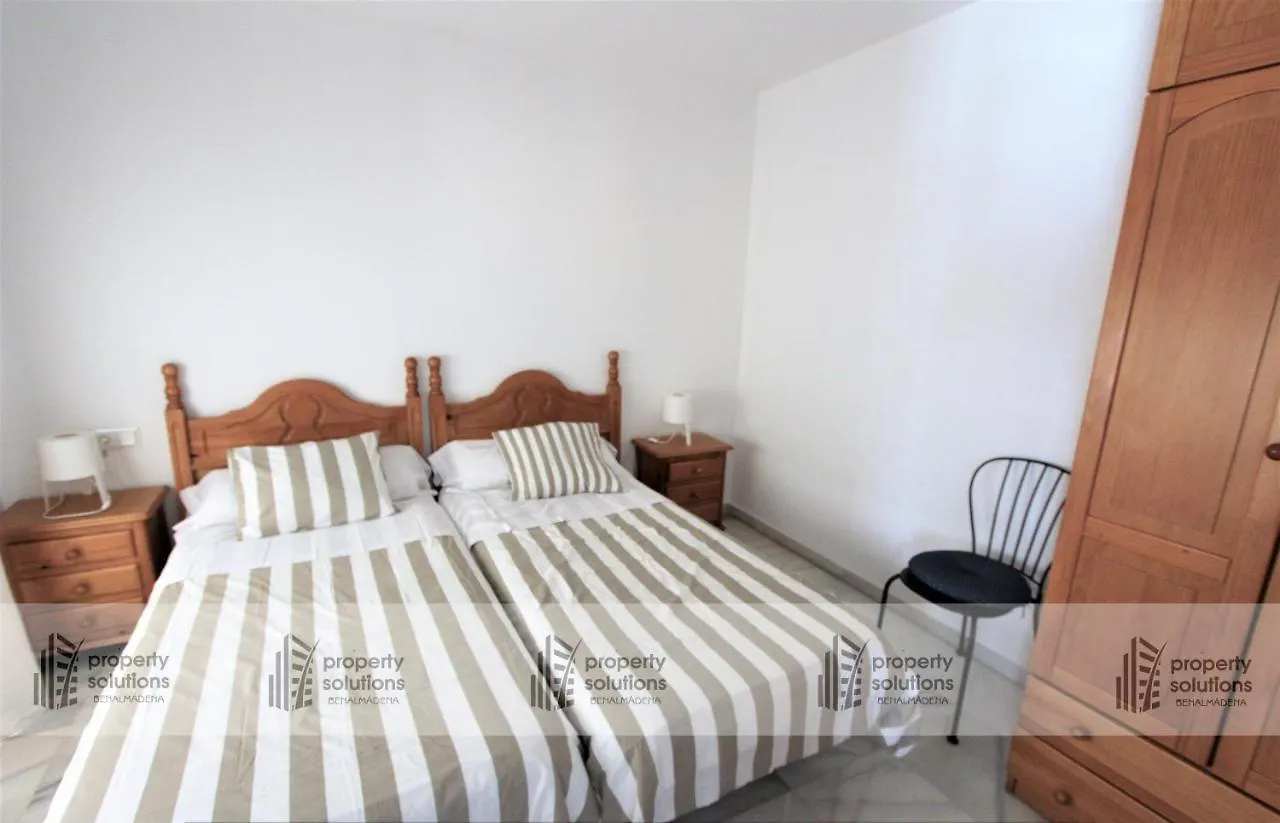 Apartamento PUEBLO DEL PARQUE 3- Terraza, jardín, barbacoa y piscina Benalmádena
