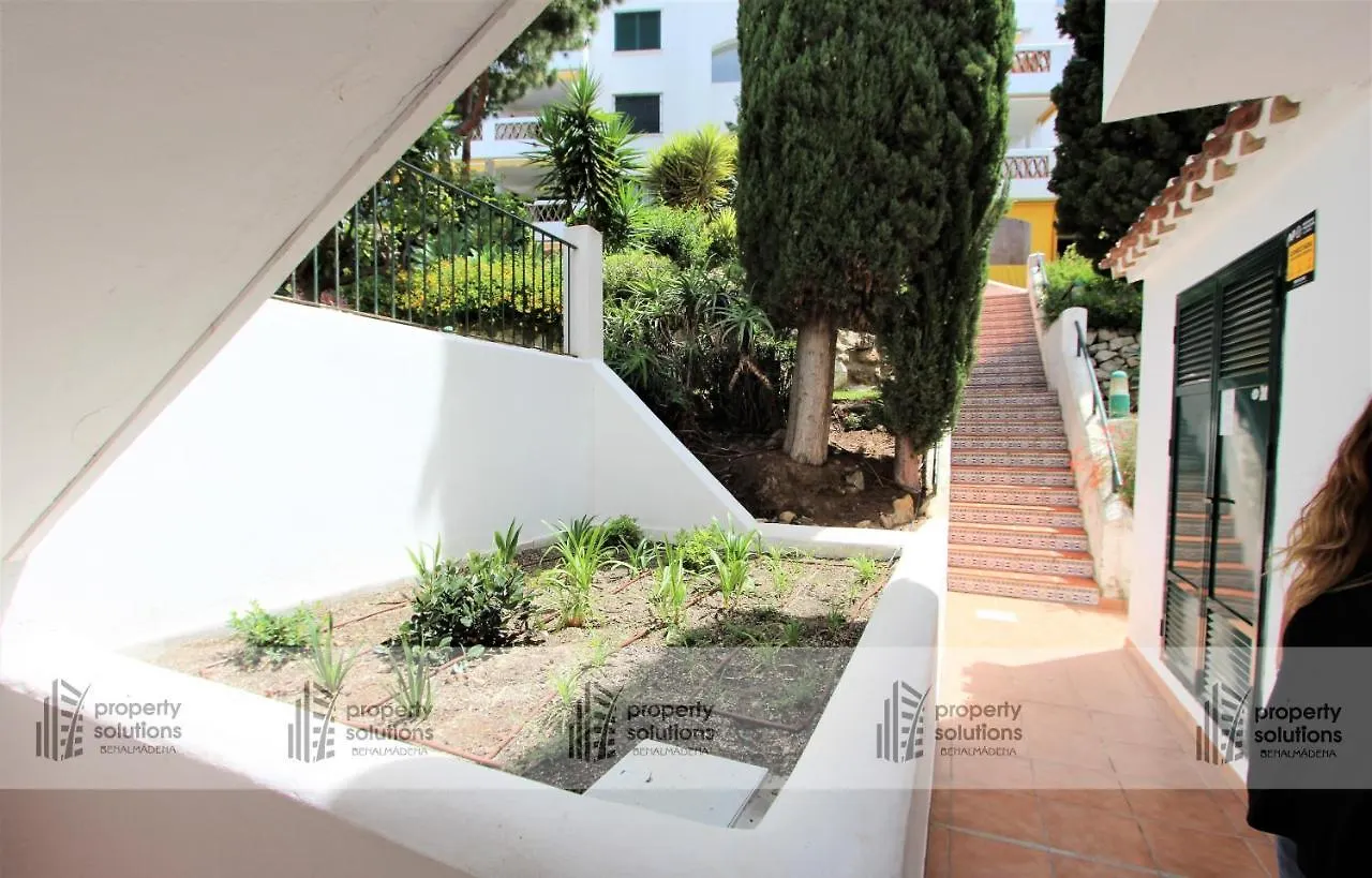 Apartamento PUEBLO DEL PARQUE 3- Terraza, jardín, barbacoa y piscina Benalmádena