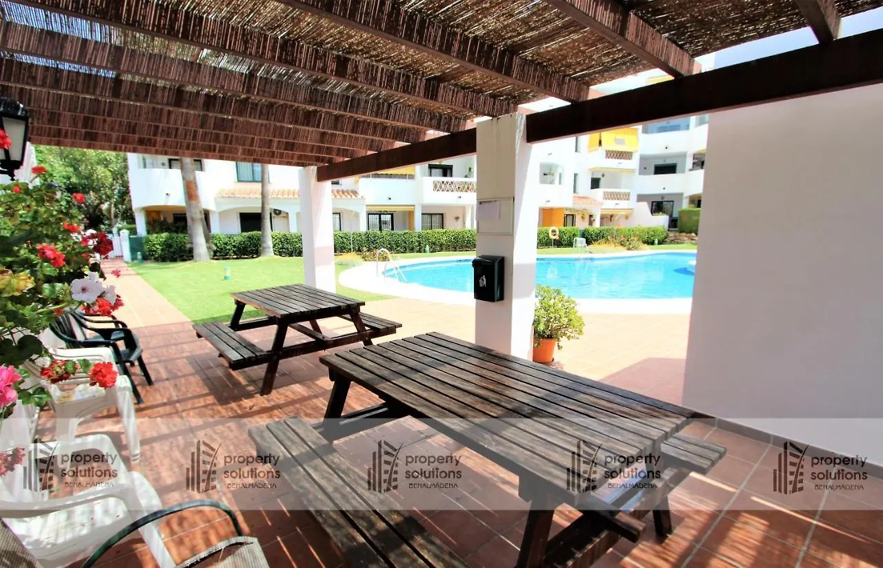 Apartamento PUEBLO DEL PARQUE 3- Terraza, jardín, barbacoa y piscina Benalmádena 0*,  España