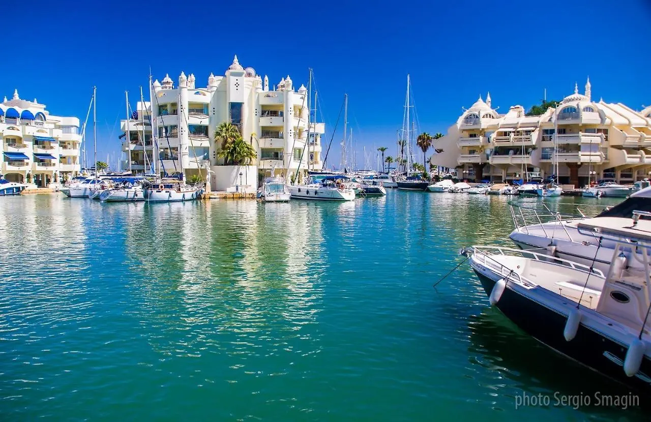 Apartamento PUEBLO DEL PARQUE 3- Terraza, jardín, barbacoa y piscina Benalmádena