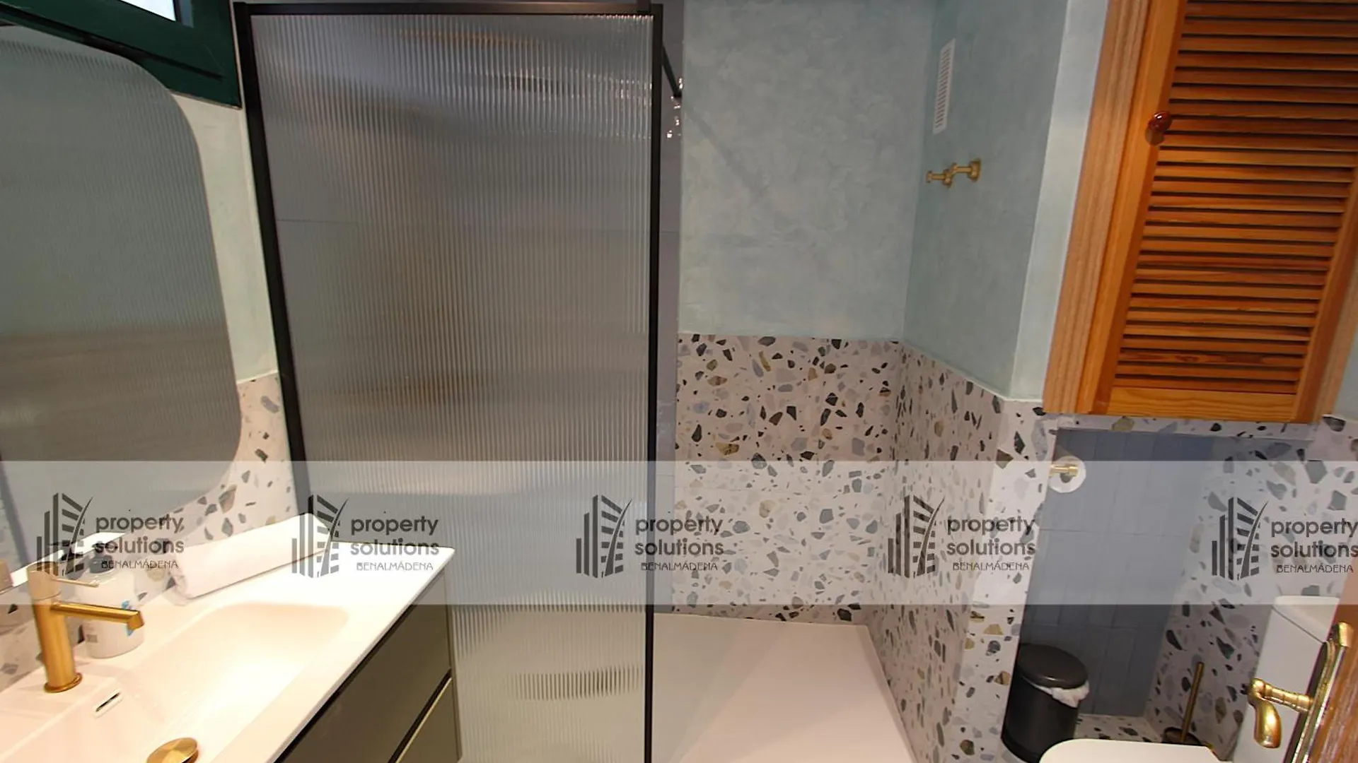 Apartamento PUEBLO DEL PARQUE 3- Terraza, jardín, barbacoa y piscina Benalmádena